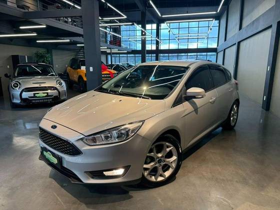 FORD FOCUS 2.0 SE 16V FLEX 4P POWERSHIFT